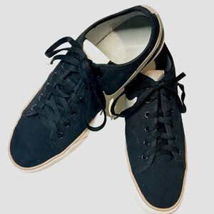 Nike‎ black sneakers. Size 7.5